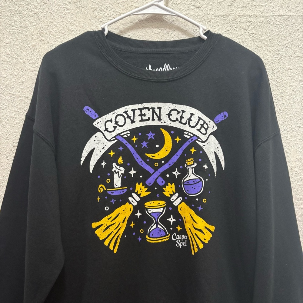 THREADLESS COVEN CLUB BY CASPER SPELL HALLOWEEN SWEATSHIRT NWOT UNISEX SMALL - Picture 3 of 5